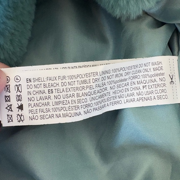 Forever 21 Premium Faux Fur Cropped Teddy Jacket Teal NWT Size M - Picture 6 of 9